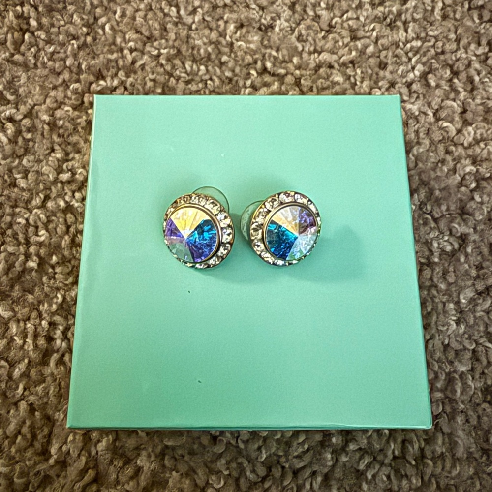 Elegant Silver and Blue Crystal Diamond Fashion Earrings